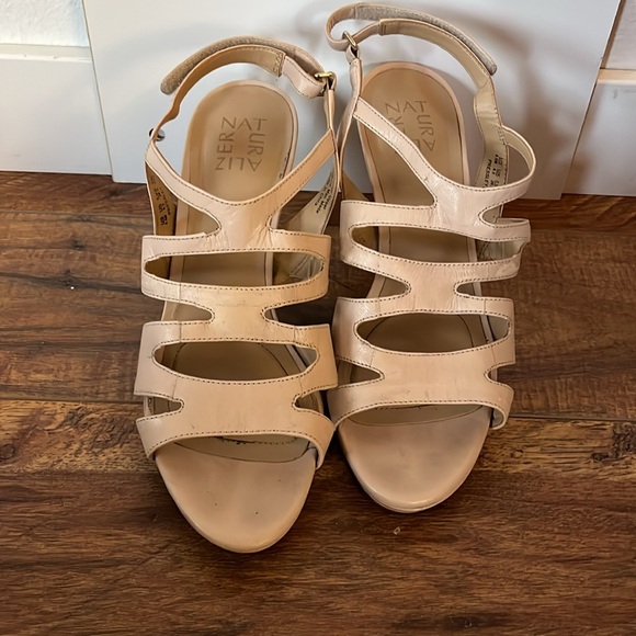 Strappy Sandal with Heel - Picture 2 of 6